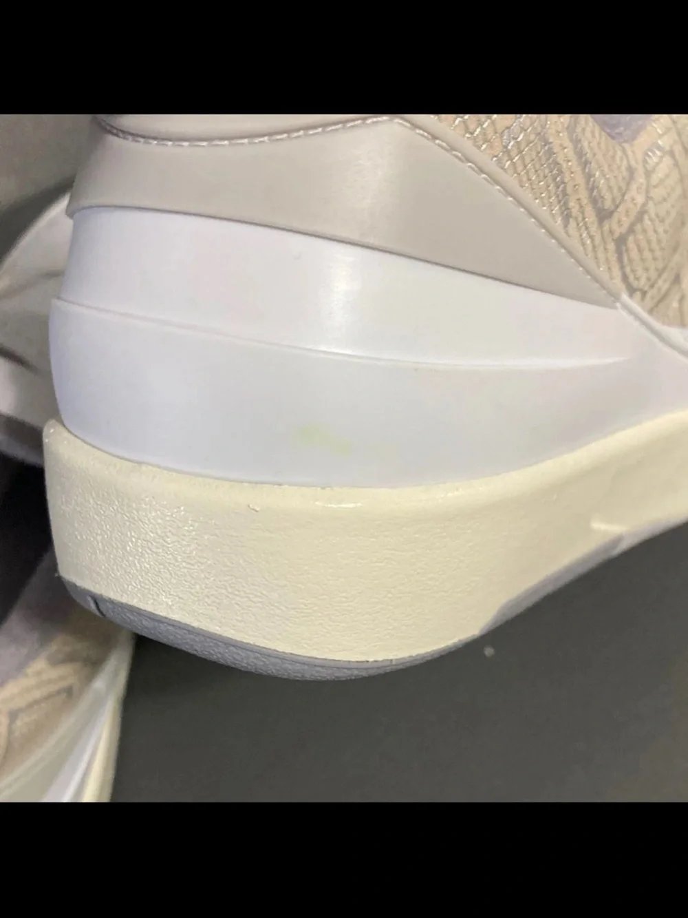 Jordan 2 Python men’s 9.5